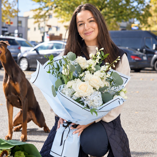 Céleste bouquet, held, the full bouquet