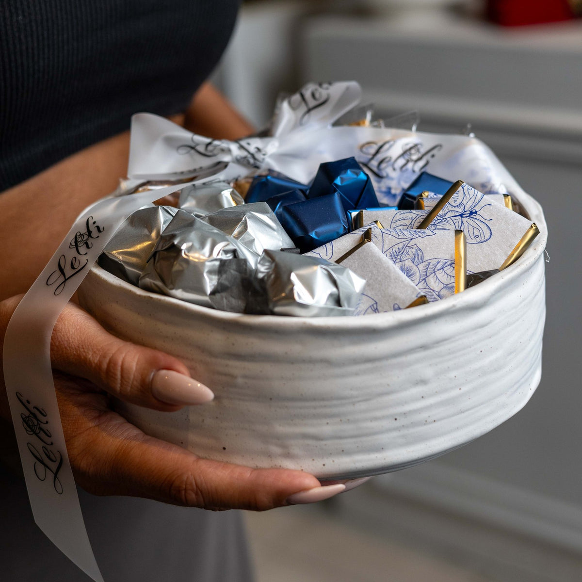 The Porcelain Blue Bowl, side view of the full basket